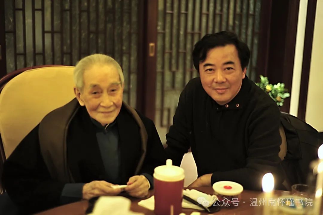 郑宇民： 他是一个“点灯”的人